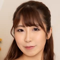 Chihiro Hinata (日向千尋)